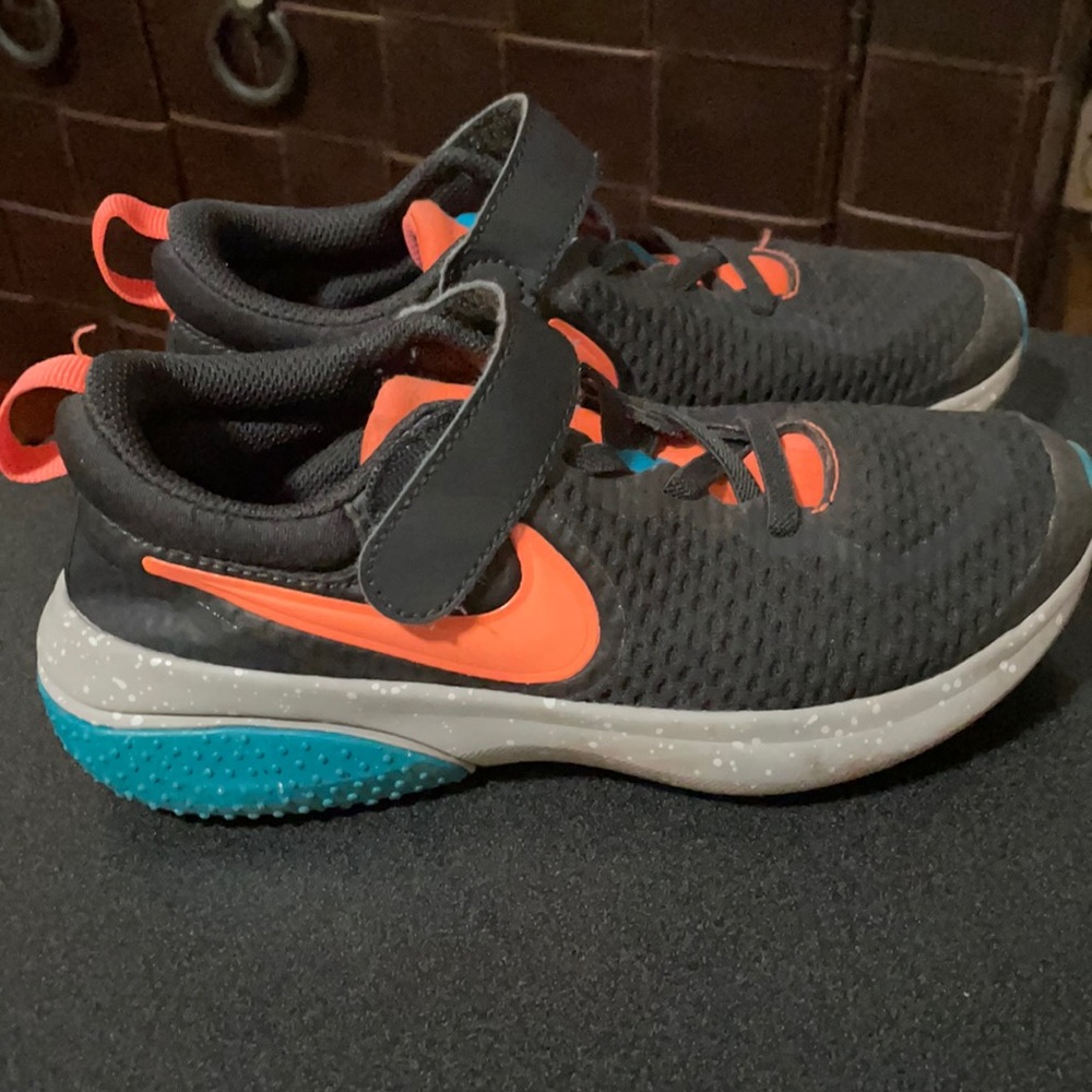 Nike girls soft all condition play sneakers.